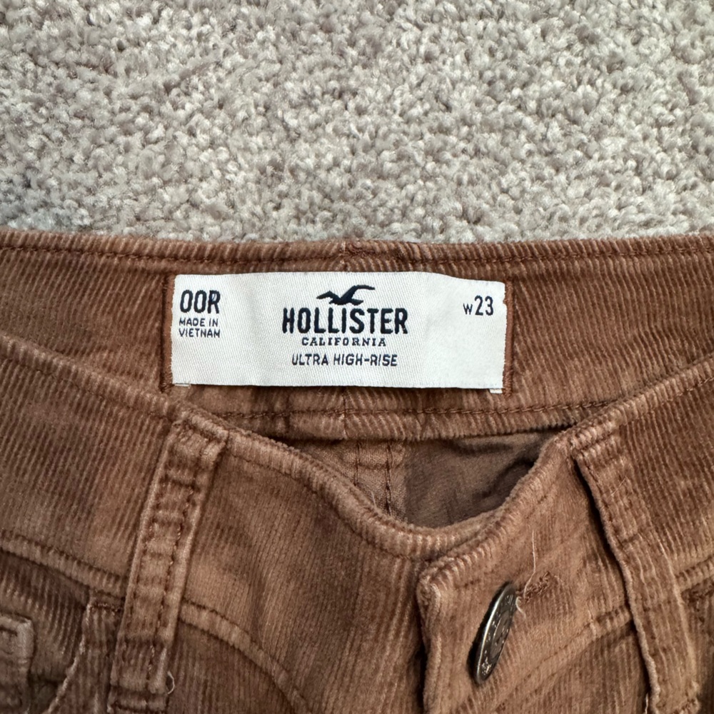 Hollister Tan Corduroy Ultra High-Rise Pants - Picture 3 of 3